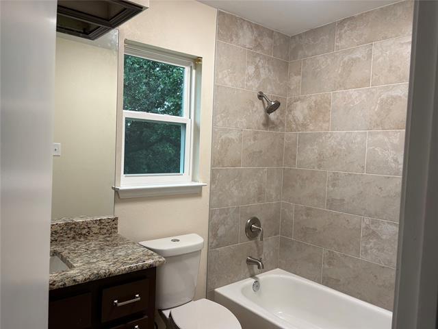 Building Photo - 107 Iberis Ct
