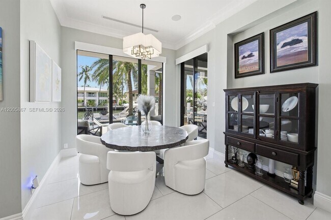 Building Photo - 720 Isle of Palms Dr