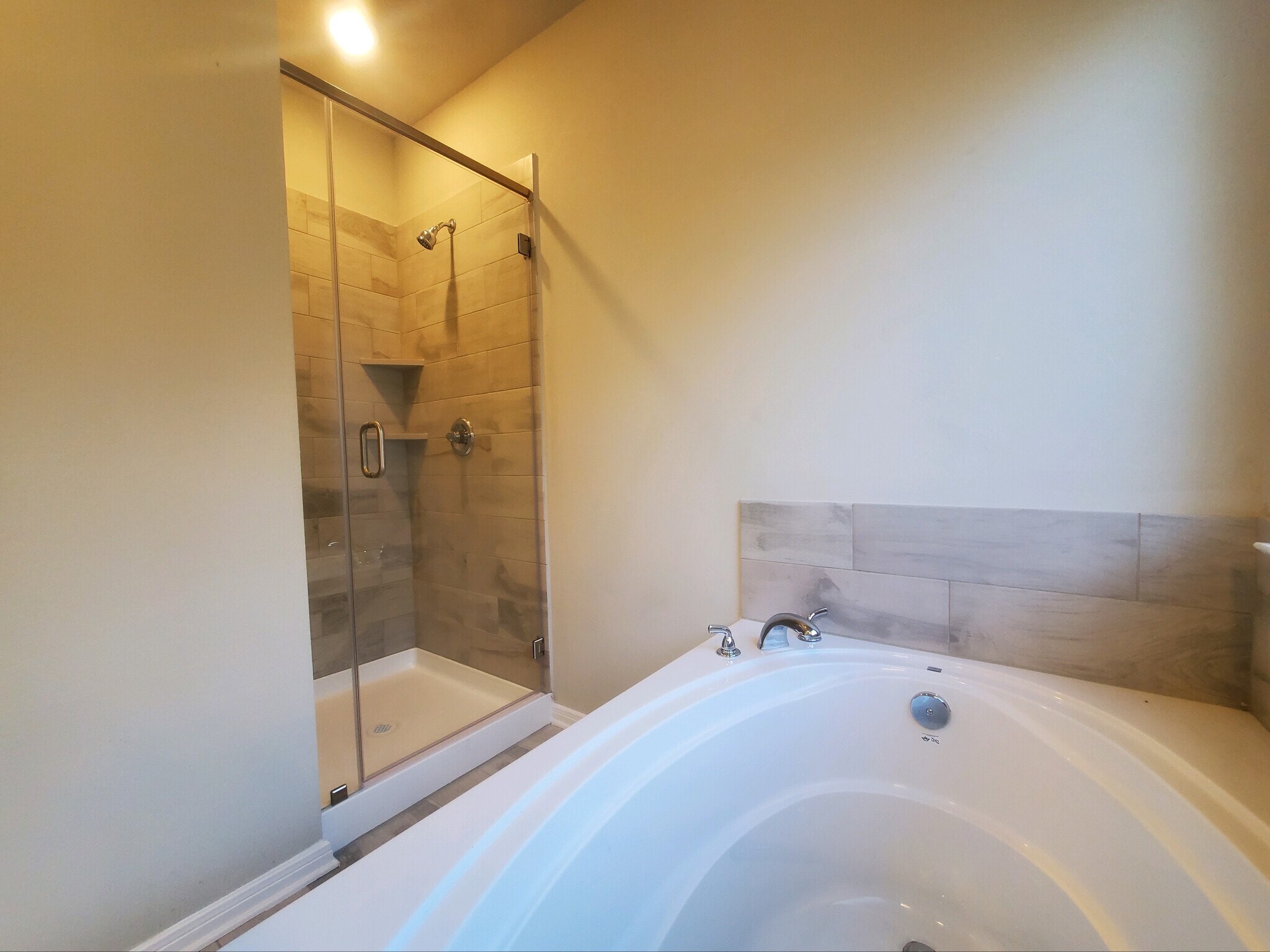Building Photo - 2056 Muscadine Trl