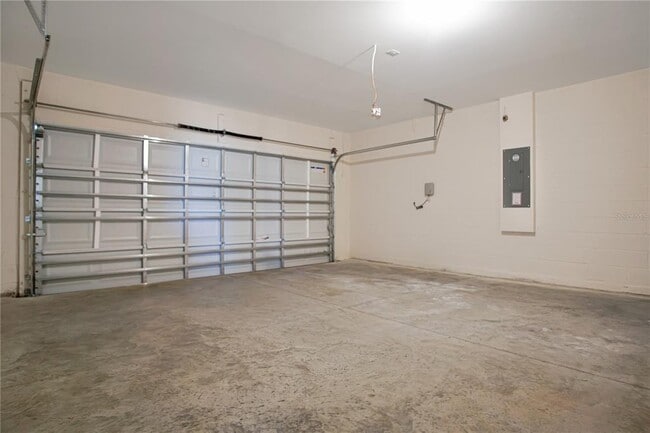 Building Photo - 555 Tanaro Ln