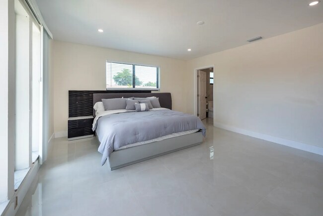Building Photo - 8513 NW 41 Street LLC