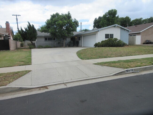 Building Photo - Duggan Property Management, Inc Presents -North Hills (4 bed, 2 bath)