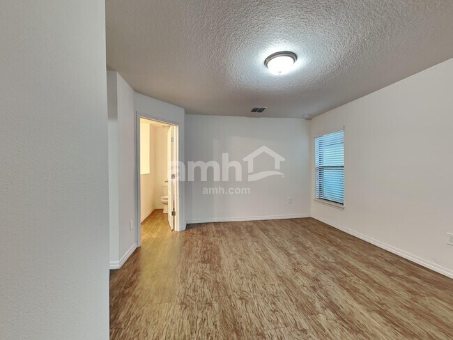 Building Photo - 906 Wynnmere Walk
