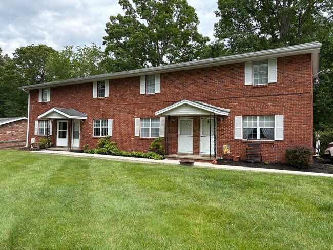 Building Photo - 715 Pearl Dr