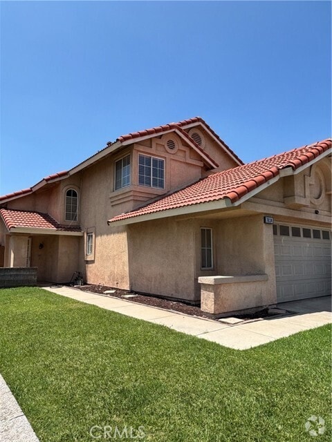 Building Photo - 7634 Plumaria Dr
