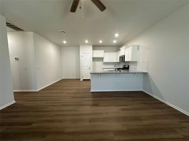 Building Photo - 11503 Mackenzie Wy