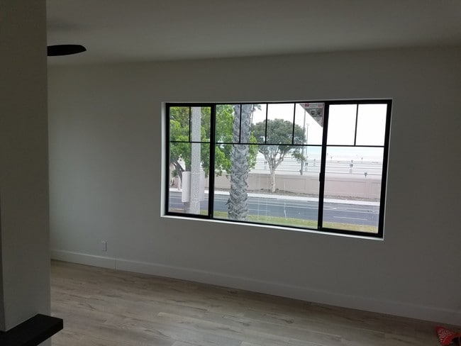 Building Photo - 4799 E Ocean Blvd