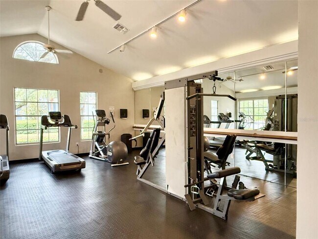 Building Photo - 3846 Bay Club Cir