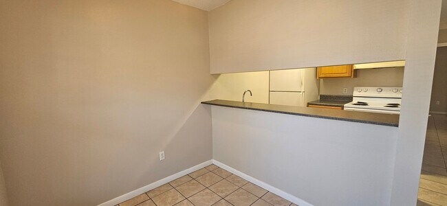 Building Photo - Charming 2/1 in the heart of Downtown Deland!