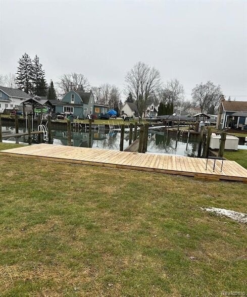 Building Photo - 587 Pointe Tremble Rd