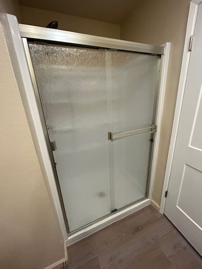 Building Photo - Beautiful Newly Remodeled 2 Bedroom 2 Bathroom Condo in SE Visalia!