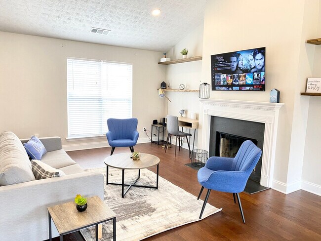 Primary Photo - 4348 Todd Rd