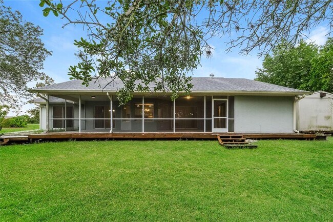 Building Photo - 6084 Freeport Dr