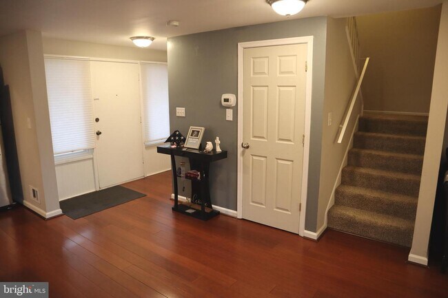 Building Photo - 10332 Watkins Mill Dr