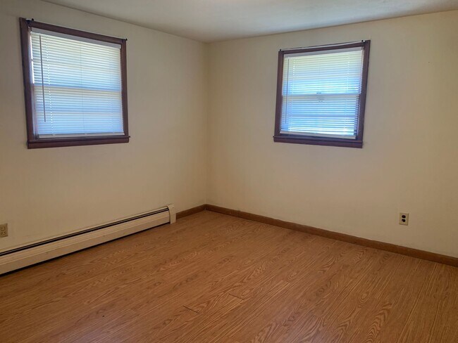 Building Photo - 808 Roosevelt St