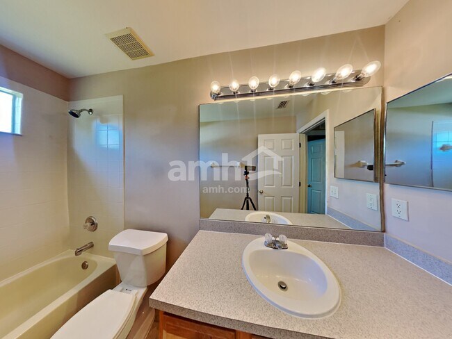 Building Photo - 4535 Tealwood Trl