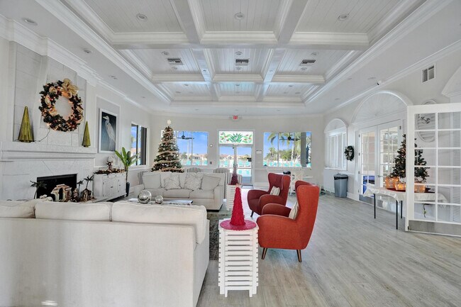 Building Photo - 118 NW Pleasant Grove Way