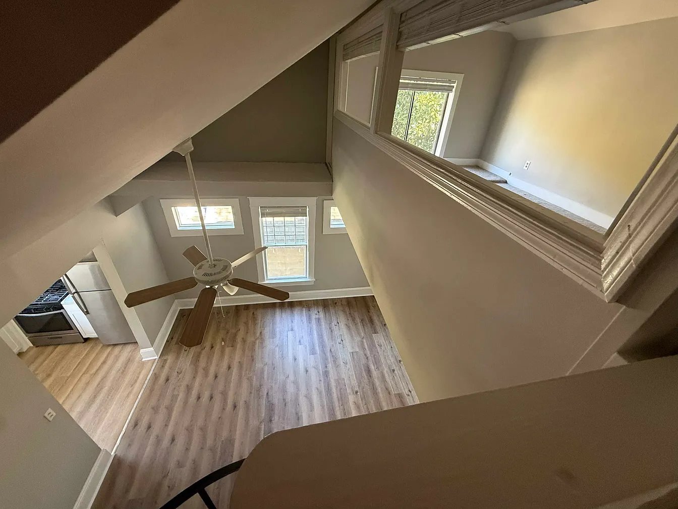 Building Photo - 747 Barnett St NE