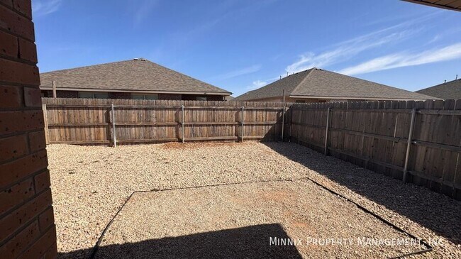 Building Photo - 2101 N Jayton Ave