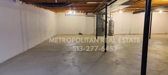 Building Photo - 32380 Brown St