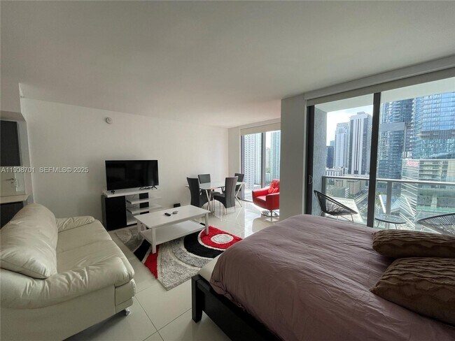 Building Photo - 31 SE 6th St