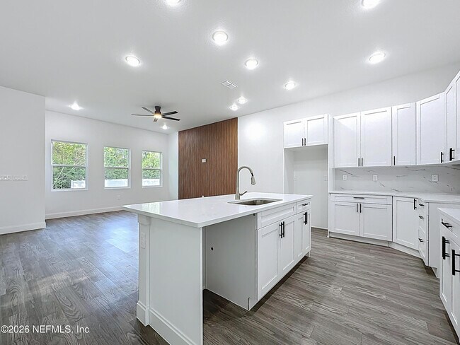 Building Photo - 8912 Hogan Rd