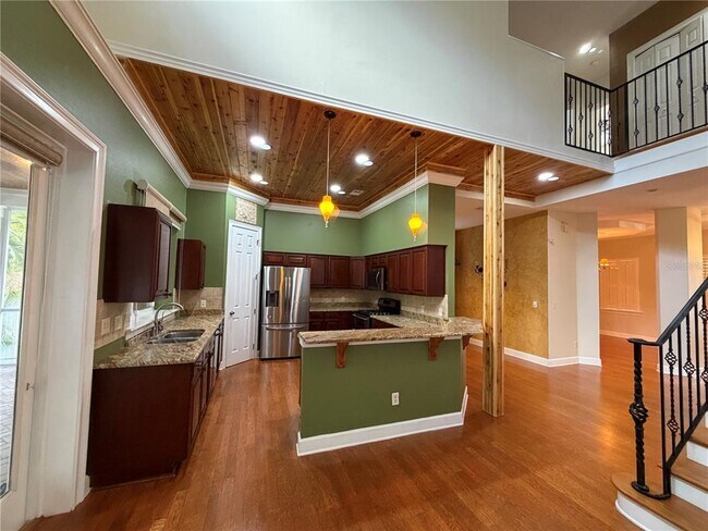 Building Photo - 11949 Riverhills Dr