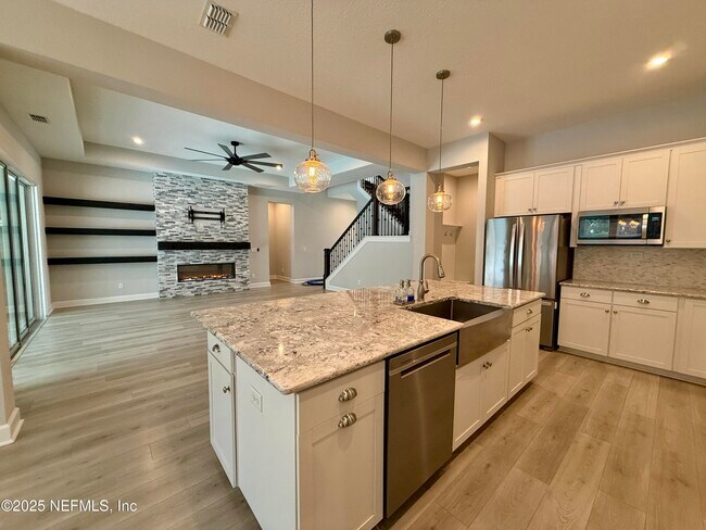 Building Photo - 505 Windwalker Dr