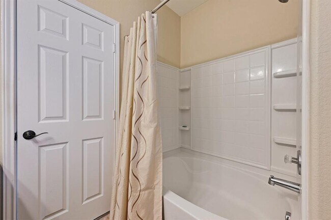 Building Photo - 245 Sheep Trail Dr