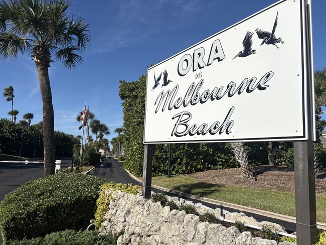 Primary Photo - 562 Carousel Ln