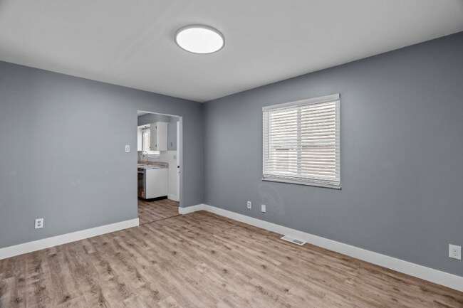 Building Photo - 10244 Buffton Dr