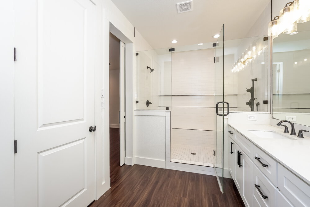 Building Photo - 8585 Mulligan Pass