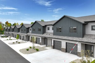3BR, 2.5 BA - 1448 SF