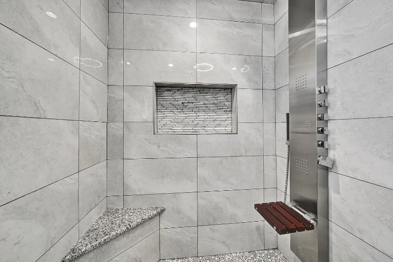 Building Photo - 5424 S New England Ave