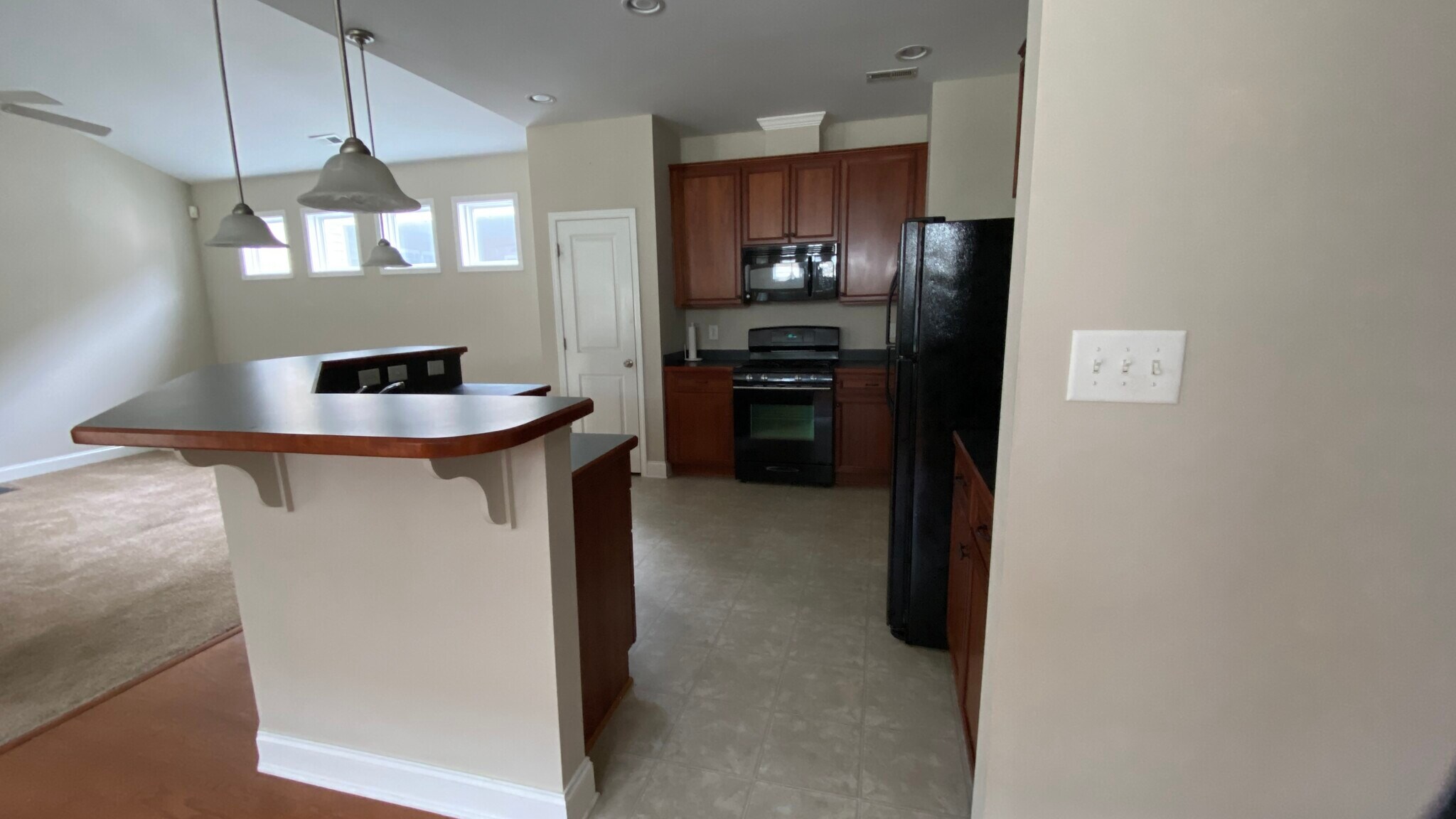Building Photo - 120 Denby Cir