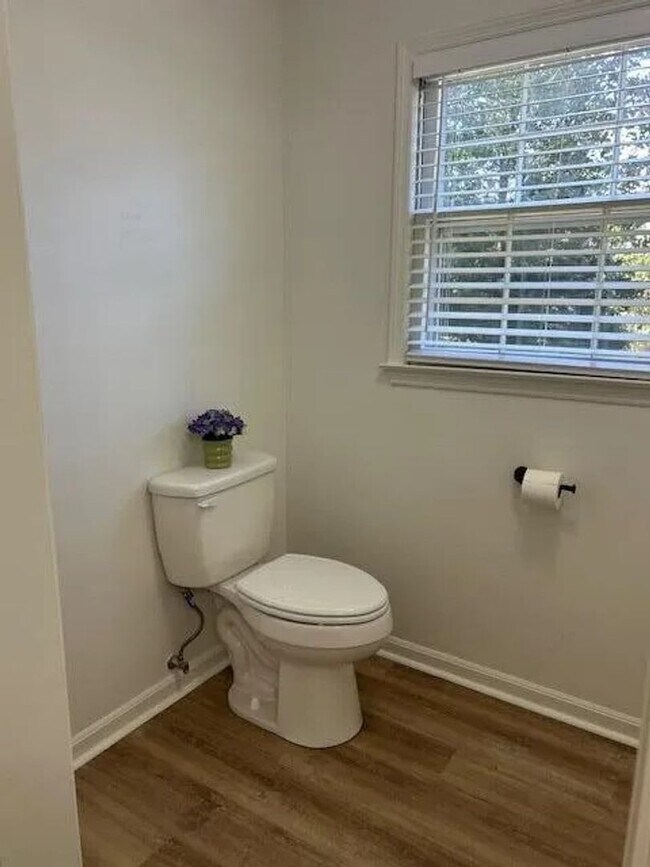 Building Photo - GORGEOUS RENOVATED HOME