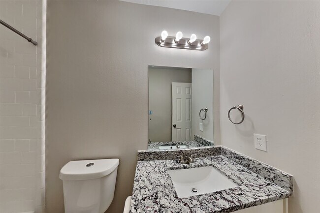 Building Photo - 22523 Willhanna Dr