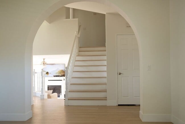 Building Photo - Gorgeous 3 Bedroom 3 Bathroom Corona Home ...