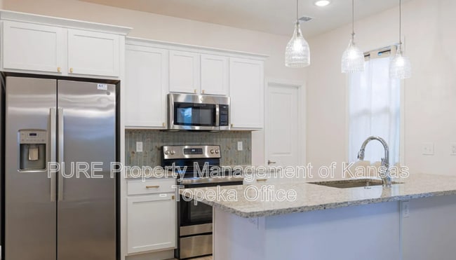 Building Photo - 3312 SE 22nd St