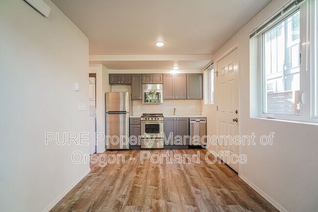 Building Photo - 5263 N Harvard St