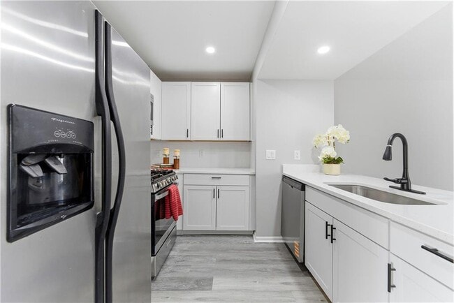 Building Photo - 4060 Sand Wedge Cir