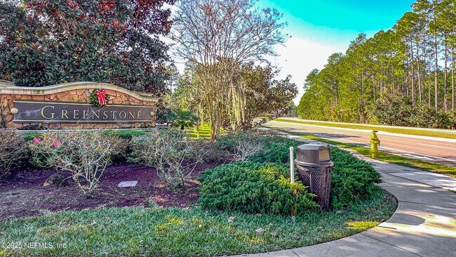 Building Photo - 218 Larkin Pl