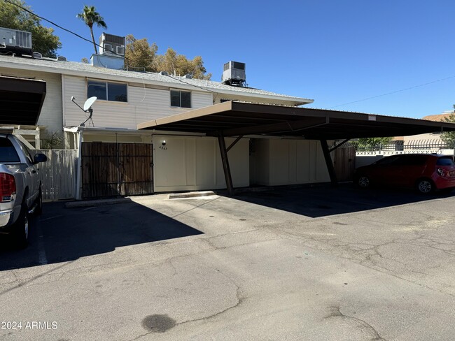 Building Photo - 4347 W Ocotillo Rd