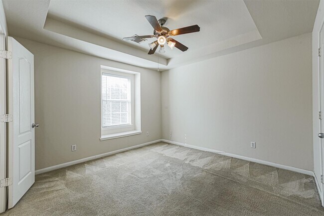 Building Photo - 8031 Fisher Glen Ln