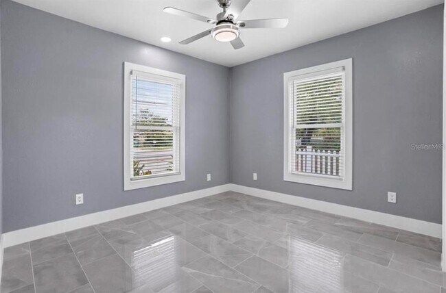 Building Photo - 8907 N Blvd