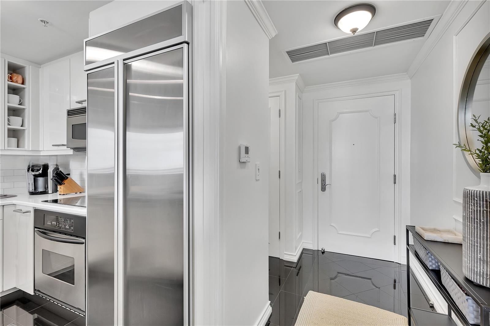 Building Photo - 3350 SW 27th Ave