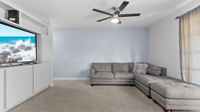 Building Photo - 91-1022-1022 Makaaloa St