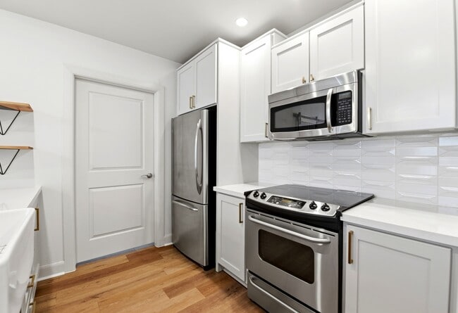 Building Photo - 1010 Rosine St