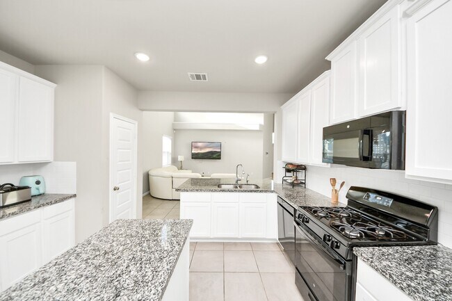 Building Photo - 6302 Prince Pl Dr