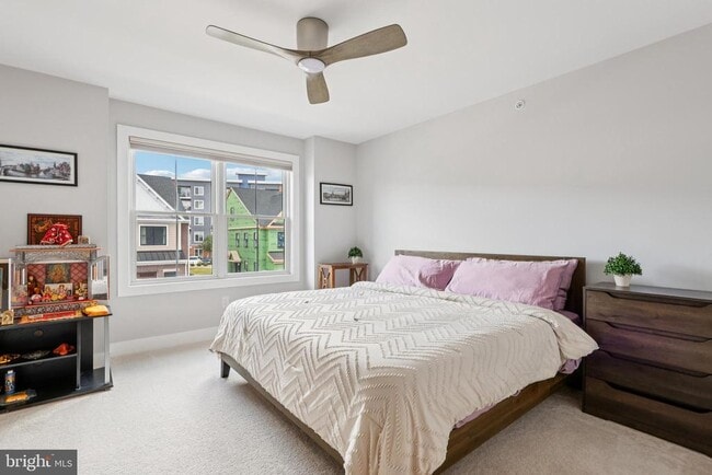 Building Photo - 45 Riverwalk